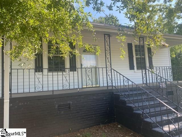 30 Baldwin Street, Greenville, SC 29611