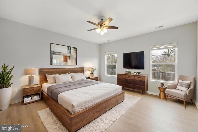 1660 DOROTHY LN, Woodbridge, VA 22191