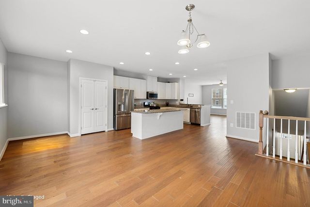 1660 DOROTHY LN, Woodbridge, VA 22191