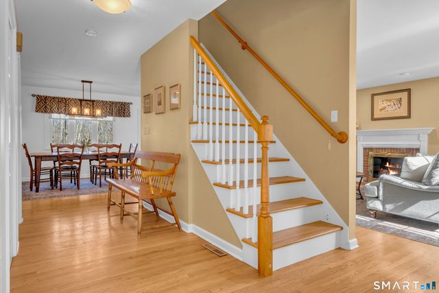 322 Willow Road, Guilford, CT 06437