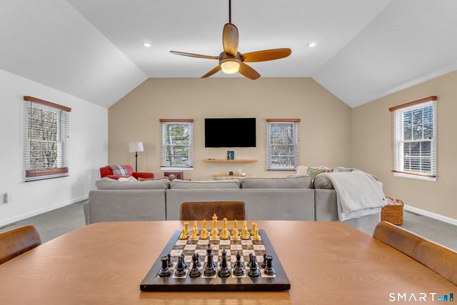 322 Willow Road, Guilford, CT 06437