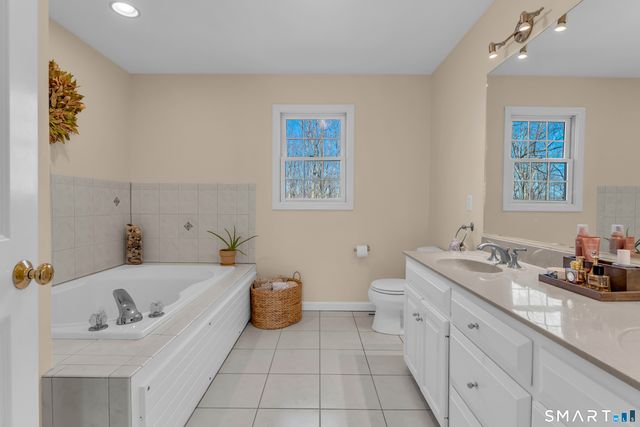 322 Willow Road, Guilford, CT 06437