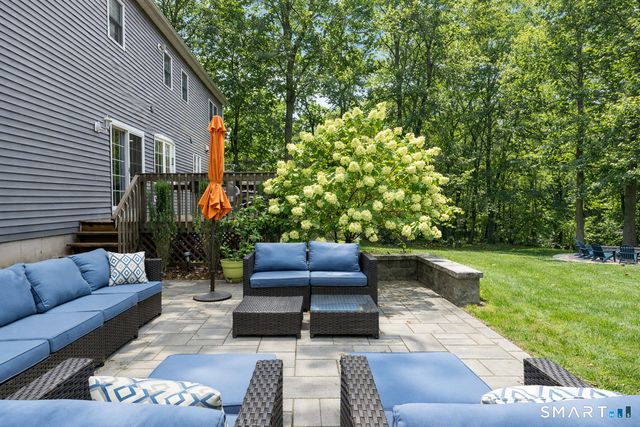 322 Willow Road, Guilford, CT 06437