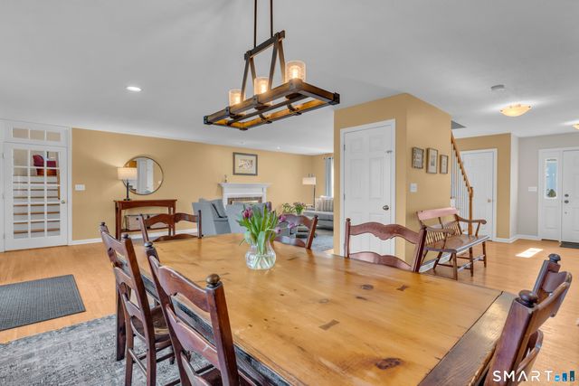 322 Willow Road, Guilford, CT 06437