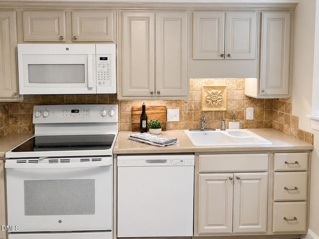 933 St Marys Street, Raleigh, NC 27605