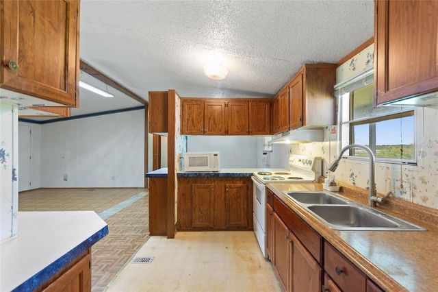 1630 SUTTON RD, Lakeland, FL 33810