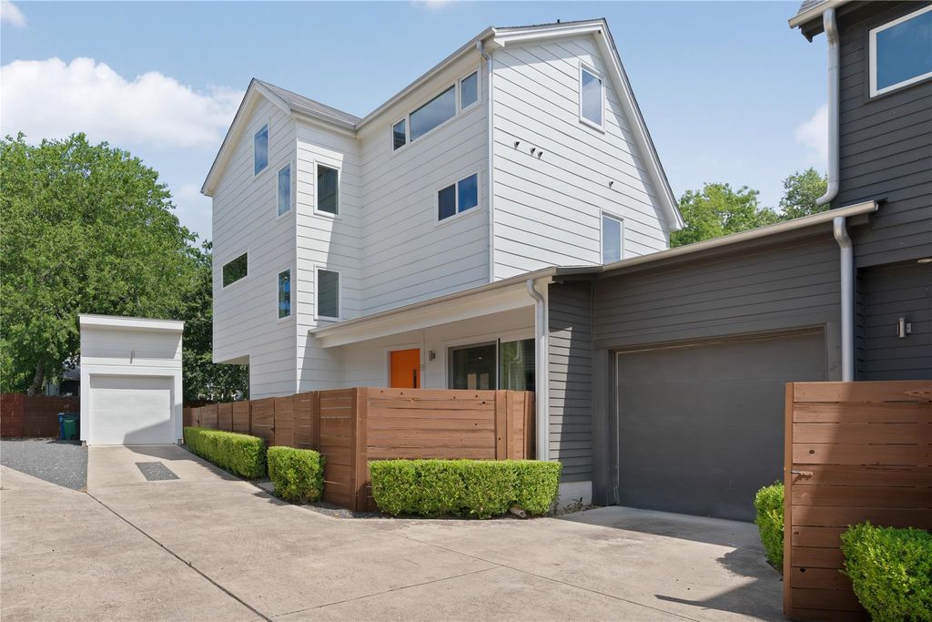 2500 Southland DR B, Austin, TX 78704