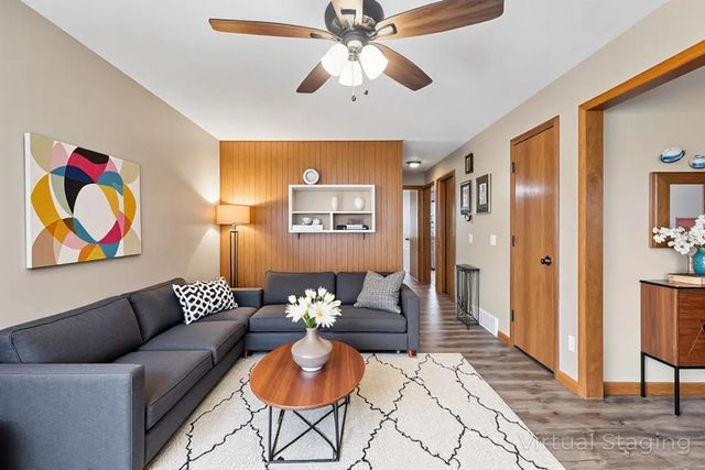 2554 AVENUE L, Council Bluffs, IA 51501