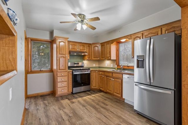 2554 AVENUE L, Council Bluffs, IA 51501