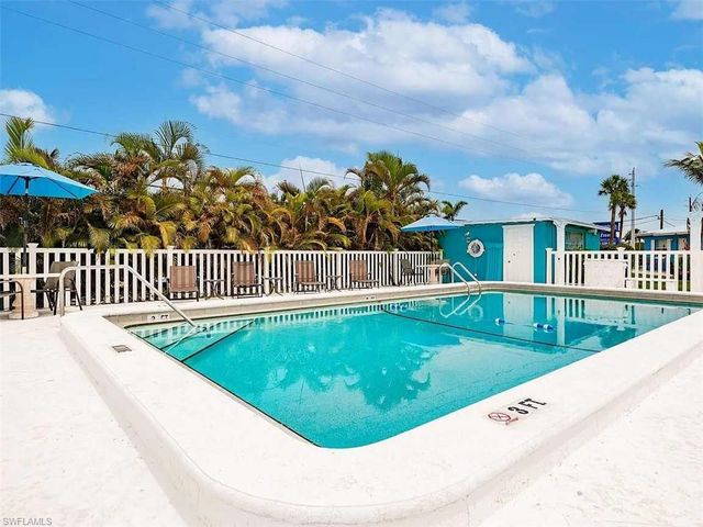 14621 McGregor BLVD 1, Fort Myers, FL 33908