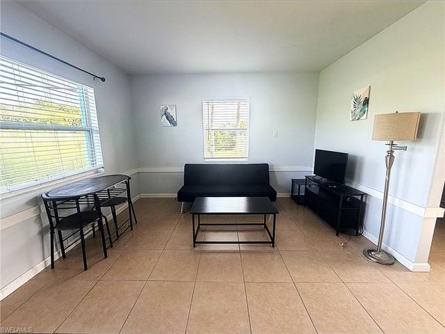 14621 McGregor BLVD 1, Fort Myers, FL 33908