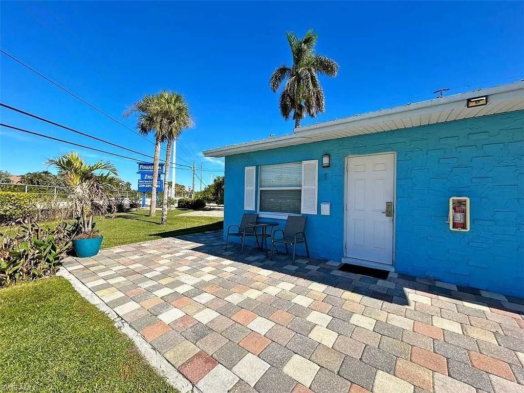 14621 McGregor BLVD 1, Fort Myers, FL 33908