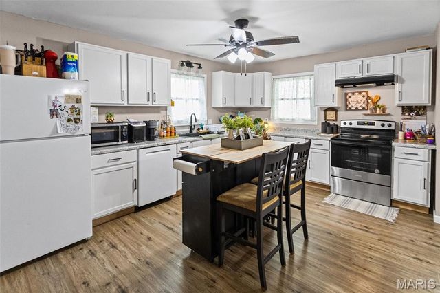 608 Brant Street, Pleasant Hill, IL 62366