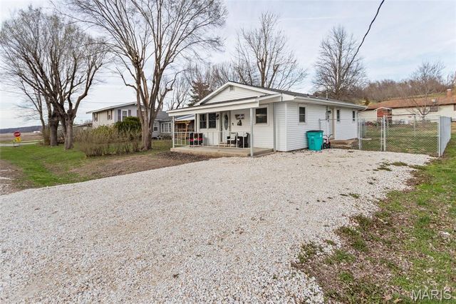 608 Brant Street, Pleasant Hill, IL 62366