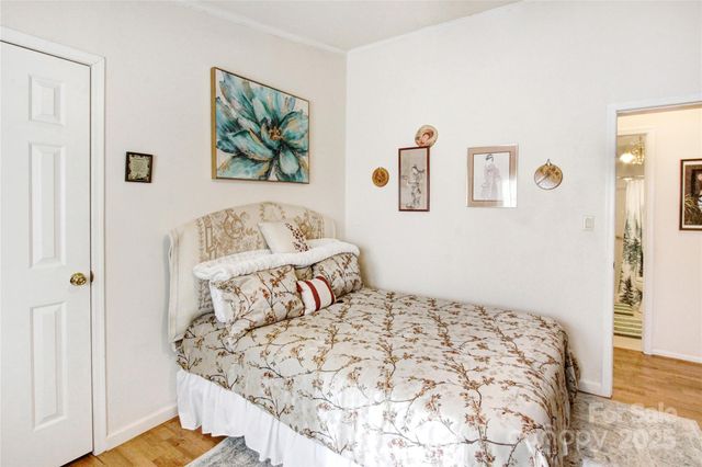 110 Pinellas Street, Hendersonville, NC 28791