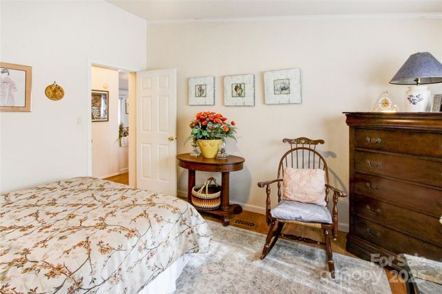 110 Pinellas Street, Hendersonville, NC 28791