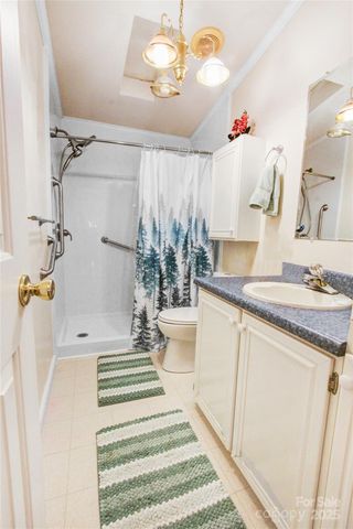 110 Pinellas Street, Hendersonville, NC 28791