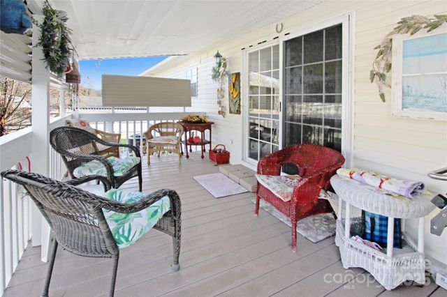 110 Pinellas Street, Hendersonville, NC 28791