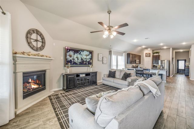 125 Highland Prairie Way, Waller, TX 77484