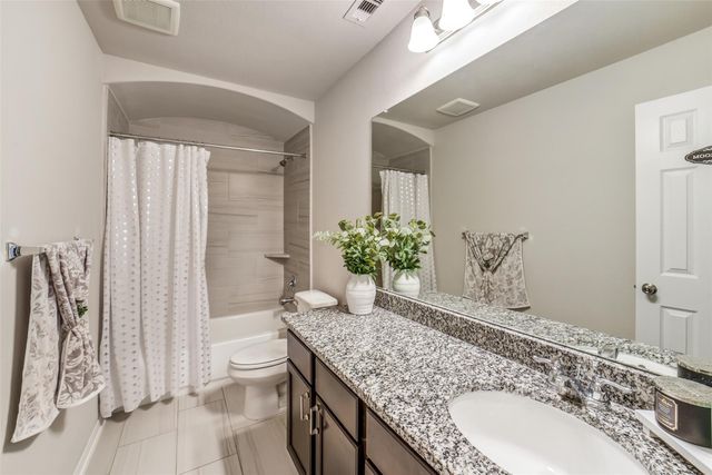 125 Highland Prairie Way, Waller, TX 77484