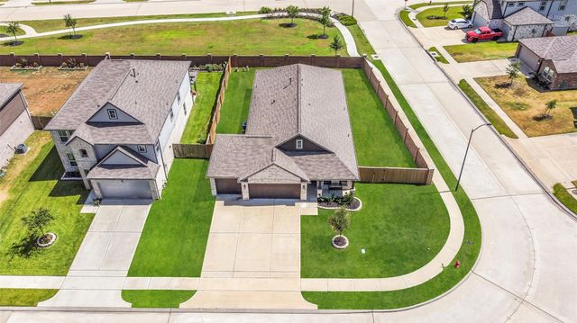 125 Highland Prairie Way, Waller, TX 77484