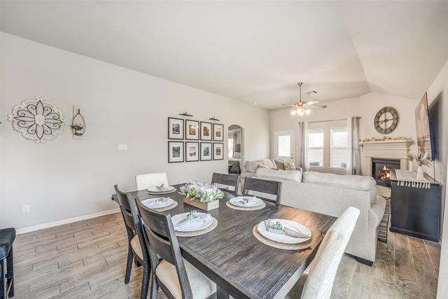 125 Highland Prairie Way, Waller, TX 77484