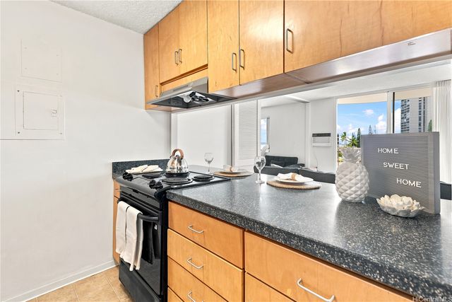 98-1038 Moanalua Road 7-804, Aiea, HI 96701