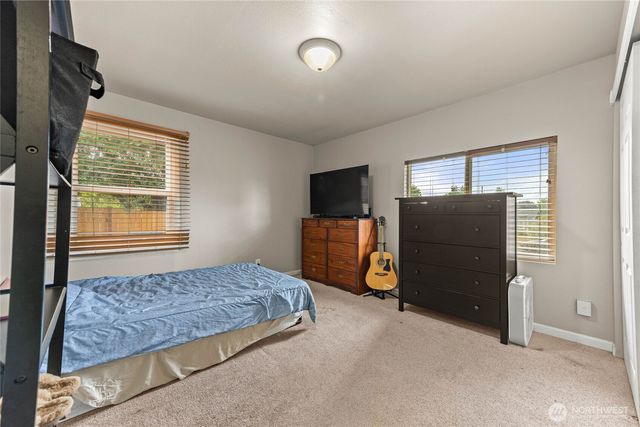 5911 S Thompson Avenue, Tacoma, WA 98408