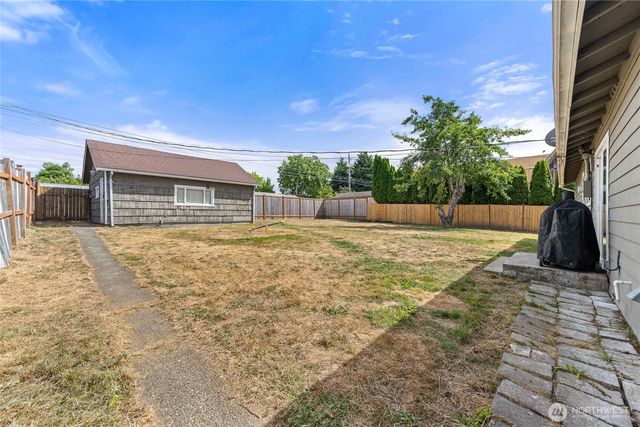5911 S Thompson Avenue, Tacoma, WA 98408