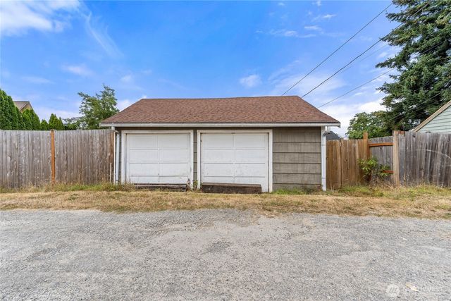 5911 S Thompson Avenue, Tacoma, WA 98408