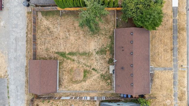5911 S Thompson Avenue, Tacoma, WA 98408