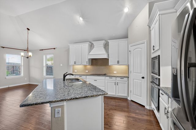 305 Acadia Lane, Forney, TX 75126