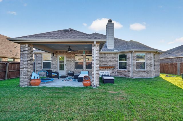 305 Acadia Lane, Forney, TX 75126