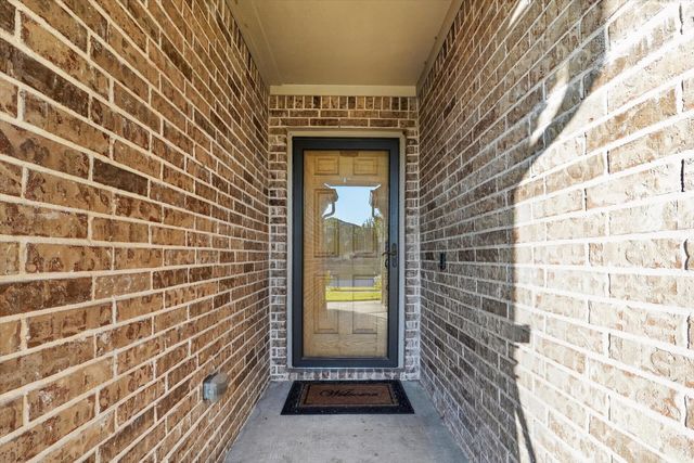 305 Acadia Lane, Forney, TX 75126