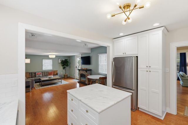 365 Henry Clay Boulevard, Lexington, KY 40502