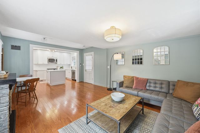 365 Henry Clay Boulevard, Lexington, KY 40502