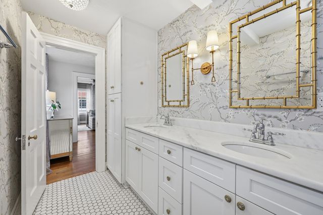 365 Henry Clay Boulevard, Lexington, KY 40502