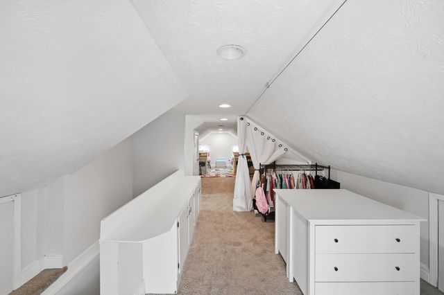 365 Henry Clay Boulevard, Lexington, KY 40502