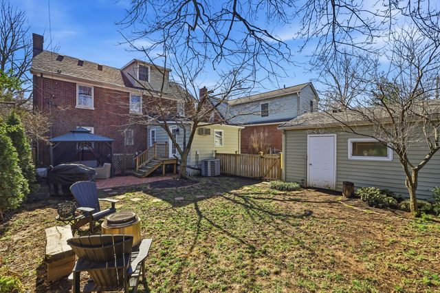 365 Henry Clay Boulevard, Lexington, KY 40502