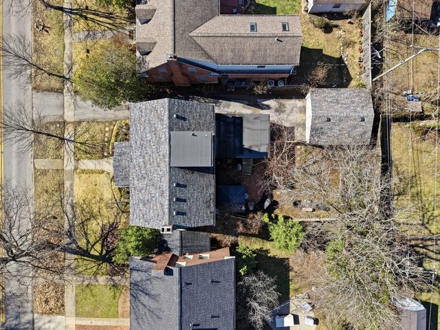 365 Henry Clay Boulevard, Lexington, KY 40502