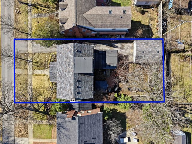 365 Henry Clay Boulevard, Lexington, KY 40502