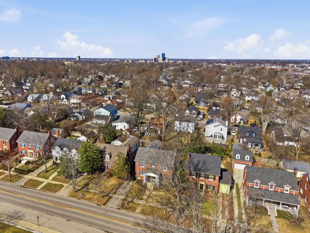 365 Henry Clay Boulevard, Lexington, KY 40502