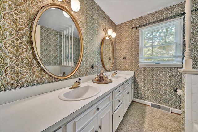 3615 Brymoor RD SW, Roanoke, VA 24018