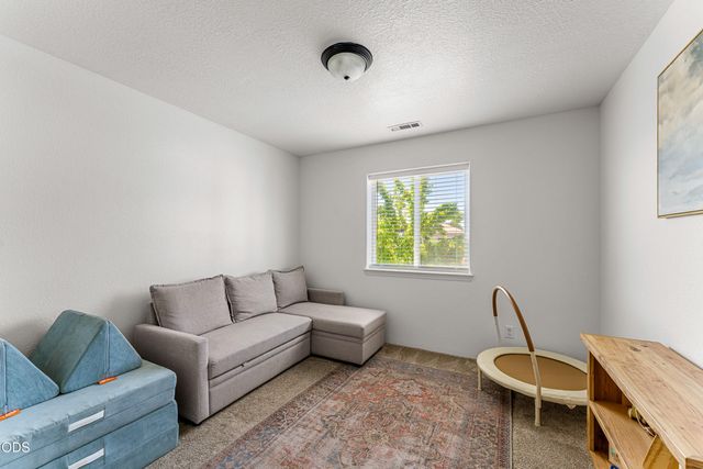 333 SW Bayou Place, Grants Pass, OR 97526