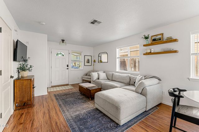 333 SW Bayou Place, Grants Pass, OR 97526