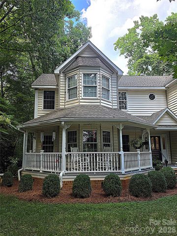 4721 Kuykendall Road, Charlotte, NC 28270