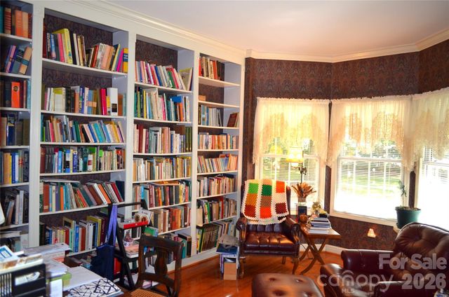 4721 Kuykendall Road, Charlotte, NC 28270