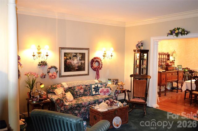4721 Kuykendall Road, Charlotte, NC 28270