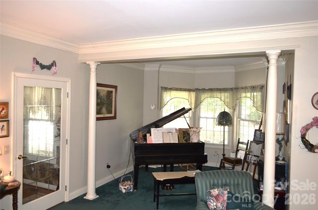 4721 Kuykendall Road, Charlotte, NC 28270