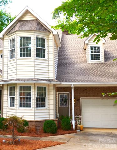 4721 Kuykendall Road, Charlotte, NC 28270